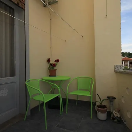 Appartement With A Parking Space - 7868