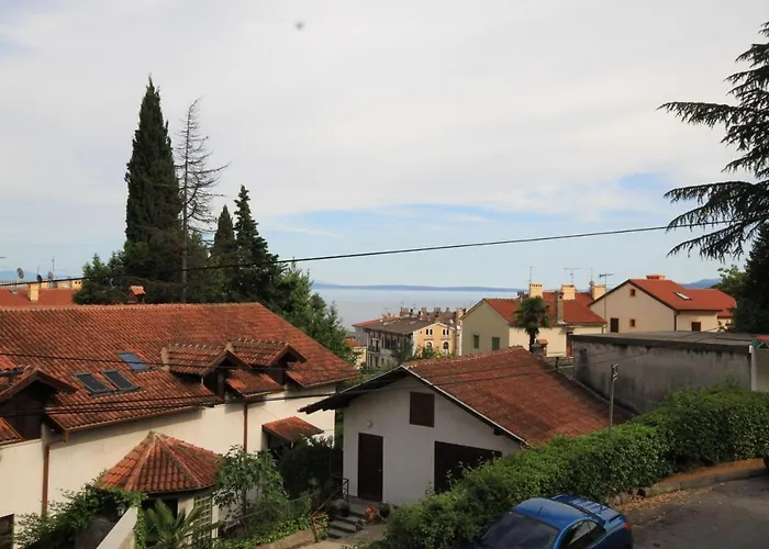 With A Parking Space - 7868 Opatija